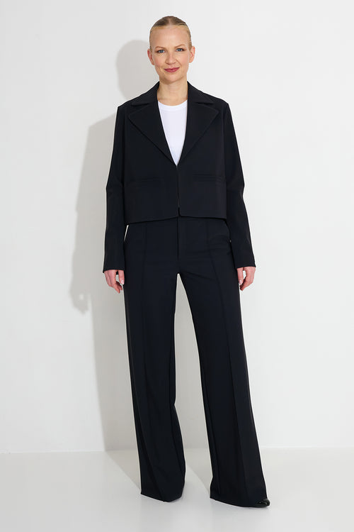 REBEL TROUSERS - RELAXTE BREDE PASVORM